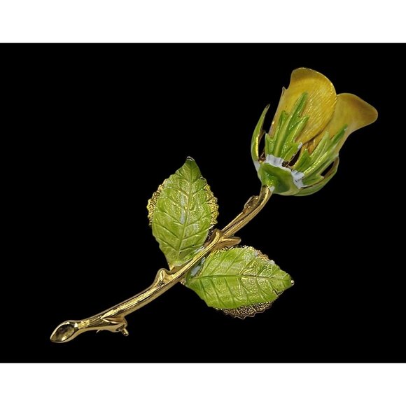 Vintage Yellow Green Enamel Rose Pin Brooch With Detailed Leaf Design1990s - Picture 1 of 4